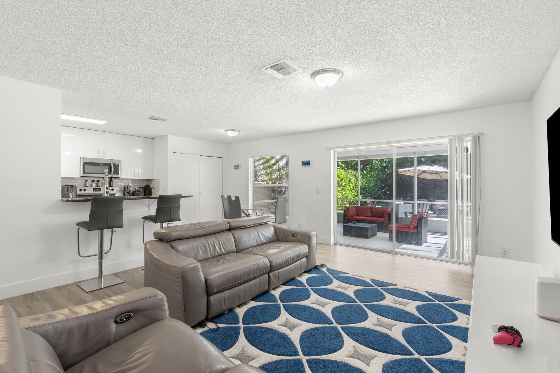 Residence photo 6