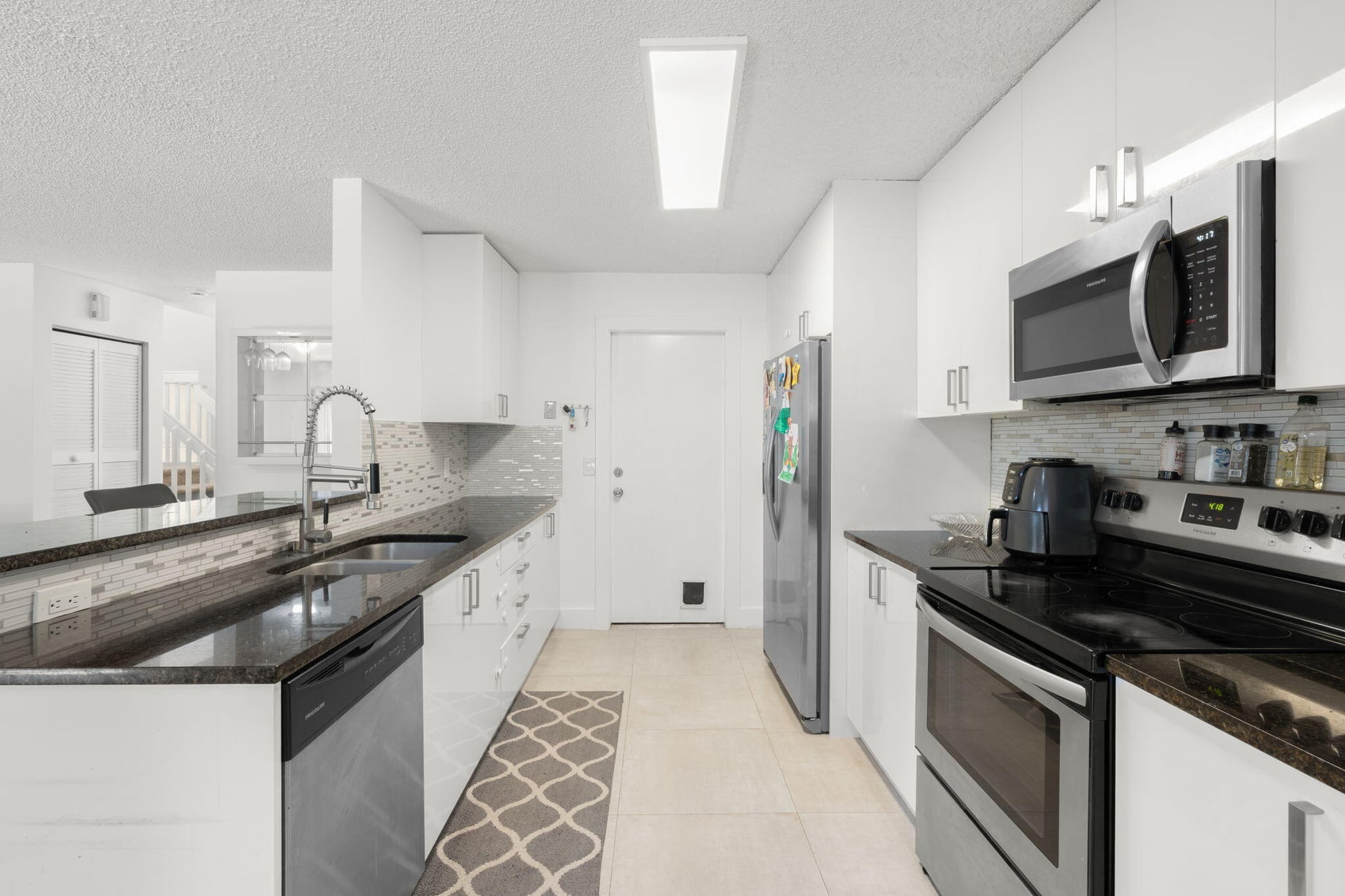 Residence photo 8