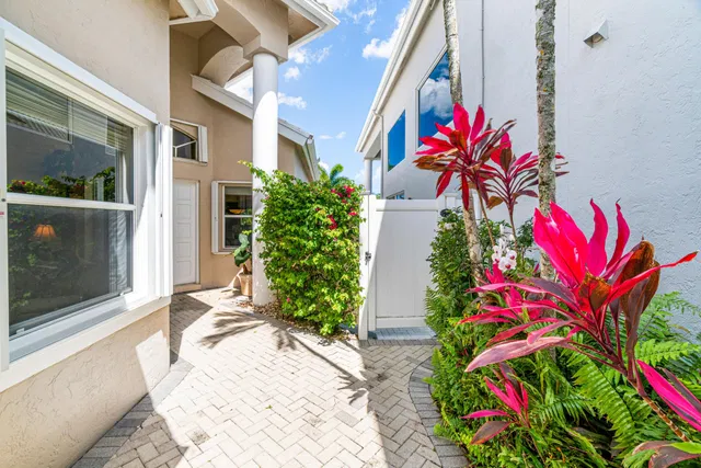 Residence photo 42