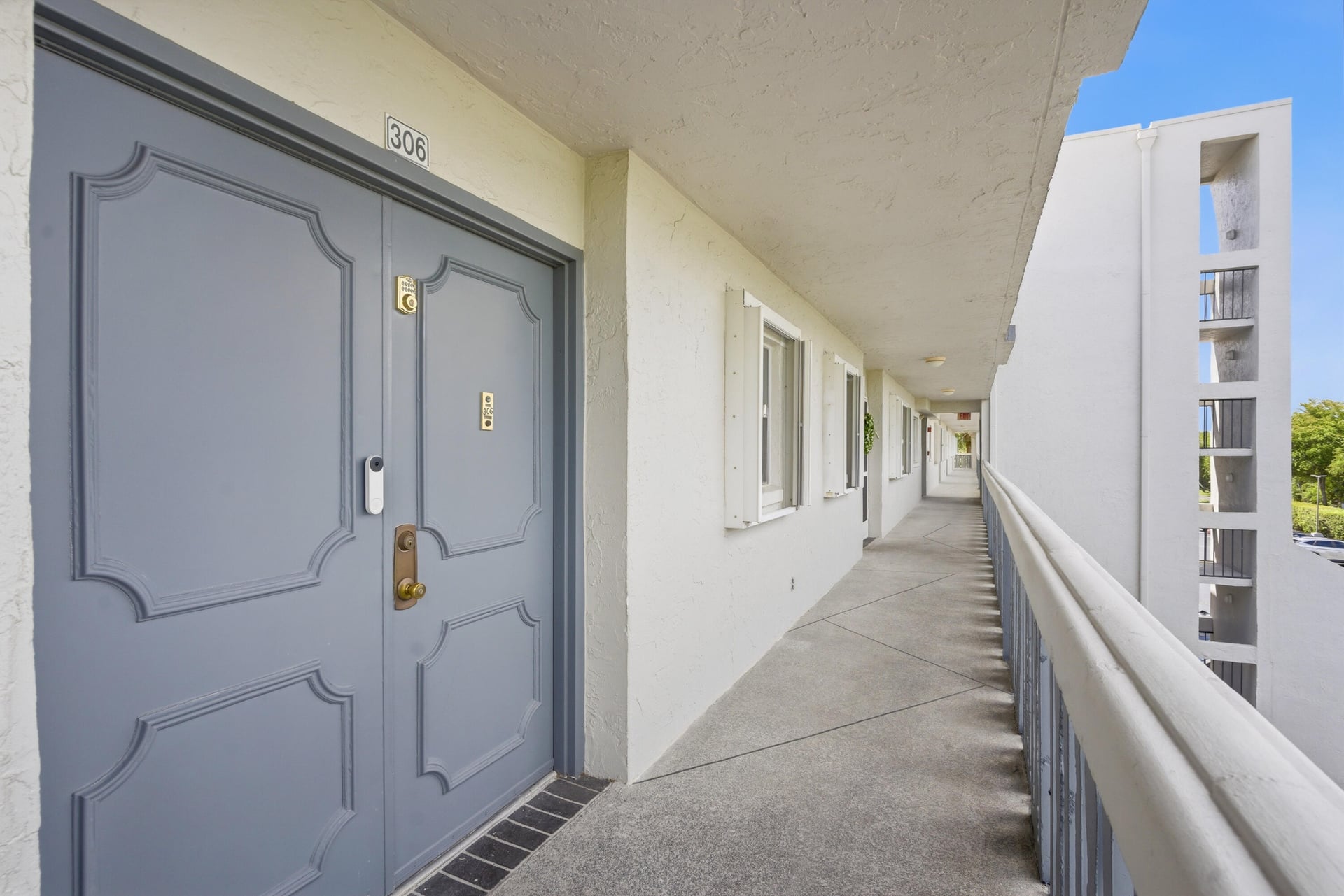 Unit 306 photo 2