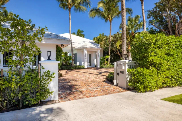 SoSo West Palm Beach Residence photo 6