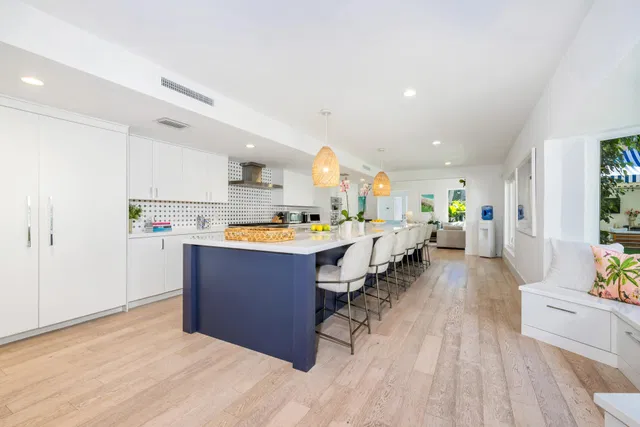 SoSo West Palm Beach Residence photo 18