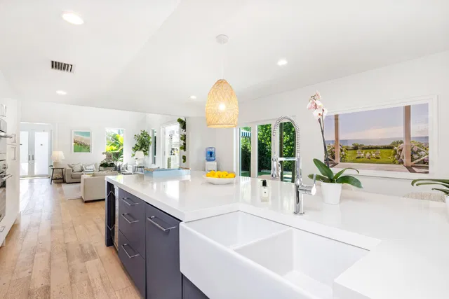 SoSo West Palm Beach Residence photo 20