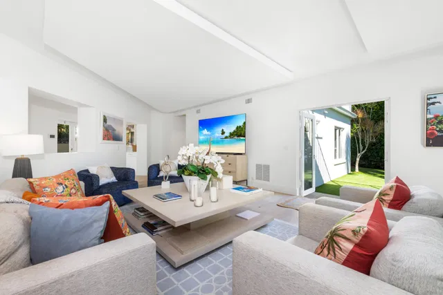 SoSo West Palm Beach Residence photo 23
