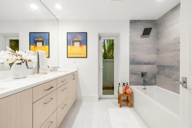SoSo West Palm Beach Residence photo 27