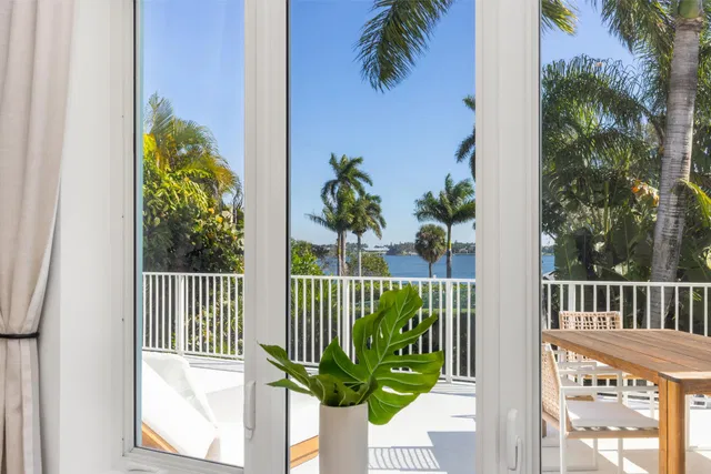 SoSo West Palm Beach Residence photo 37