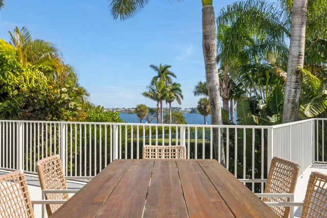 SoSo West Palm Beach Residence photo 38
