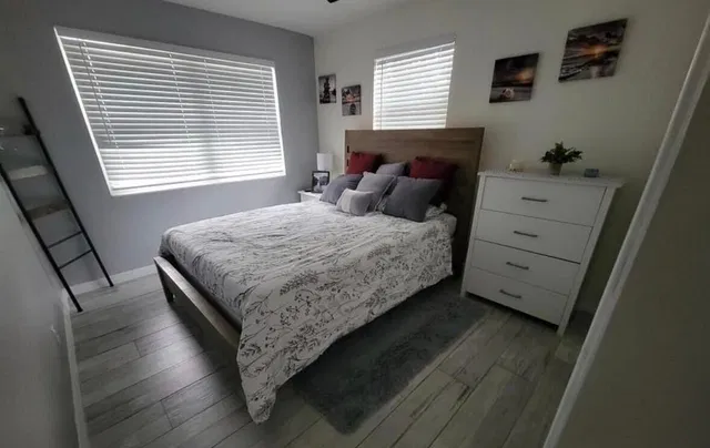 Unit B2 photo 8