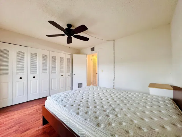 Residence photo 6