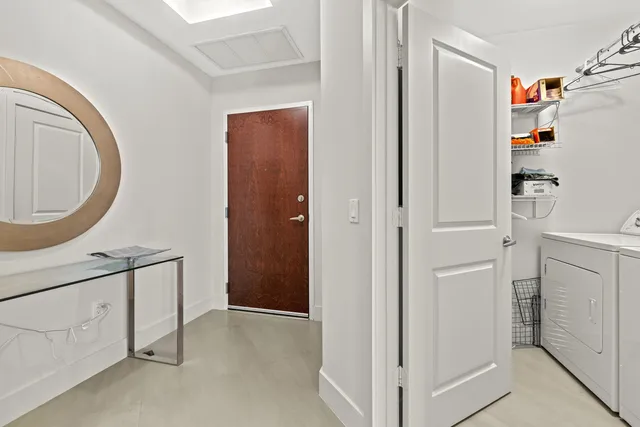 The Edge Residence photo 4