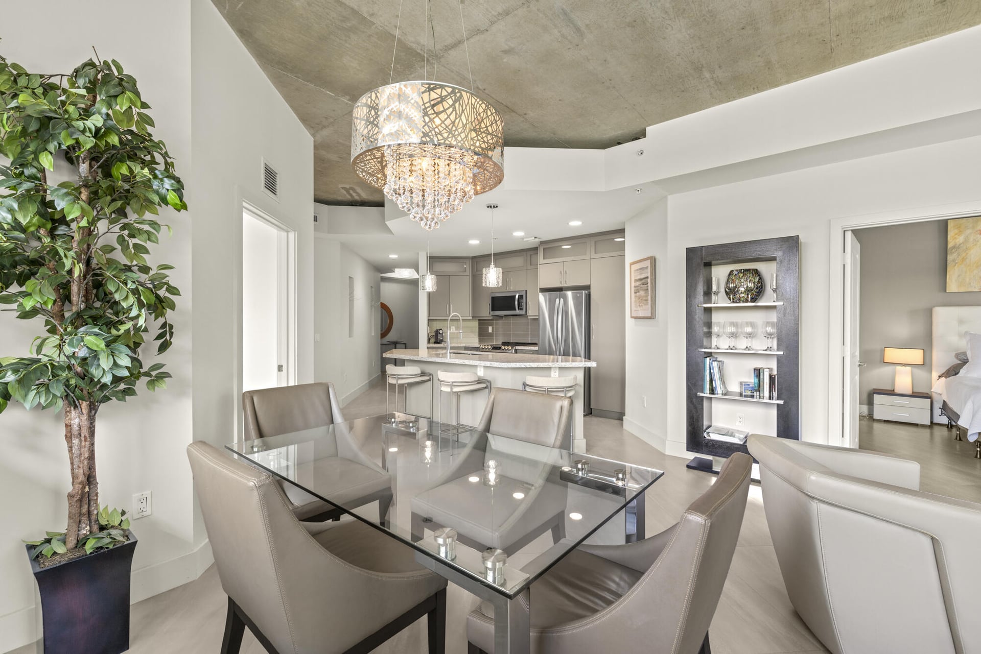 The Edge Residence photo 8