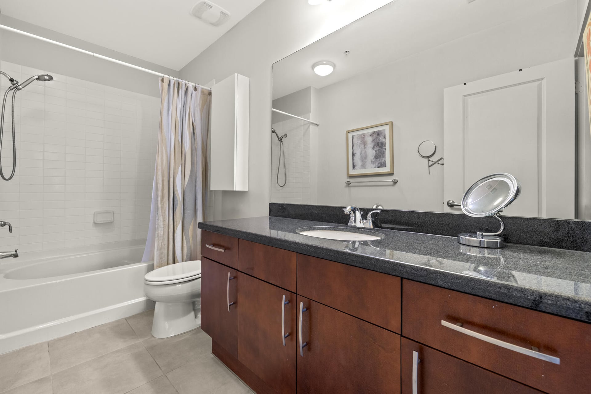 The Edge Residence photo 13