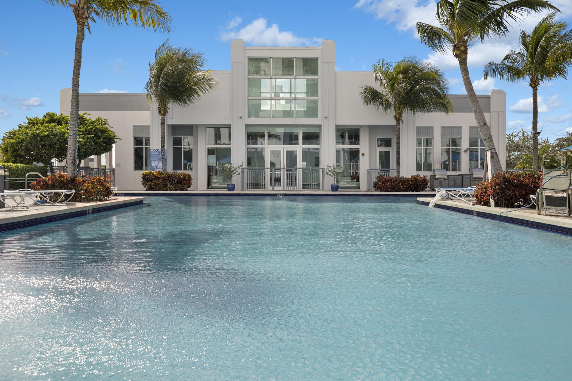 The Edge Residence photo 23