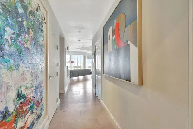 The Whitney Unit 801 photo 6