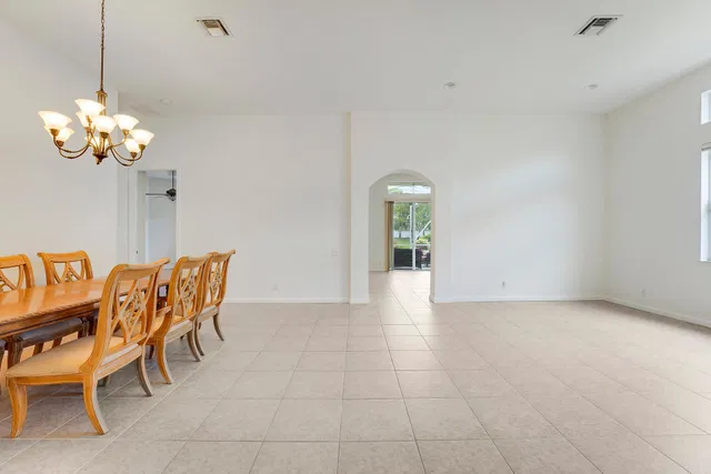 Residence photo 14