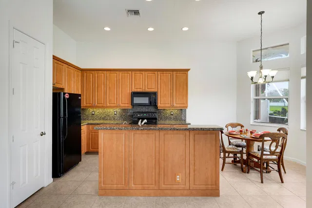 Residence photo 22