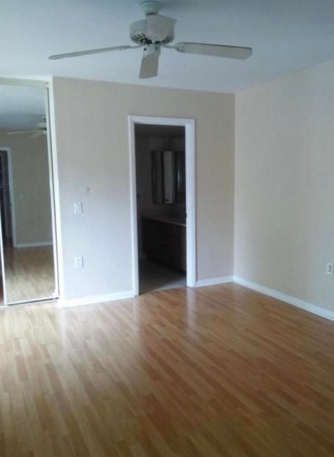 Residence photo 7