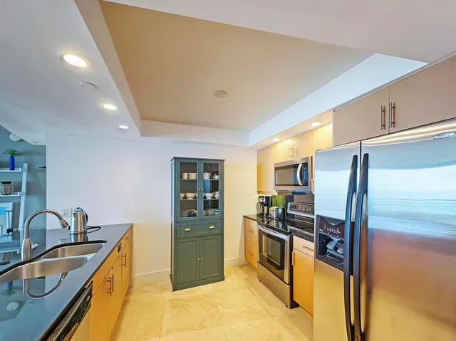 Tiara Singer Island Unit 22d photo 7