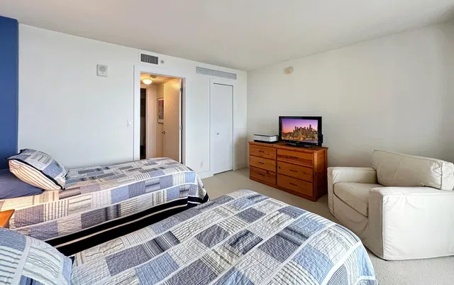 Tiara Singer Island Unit 22d photo 13