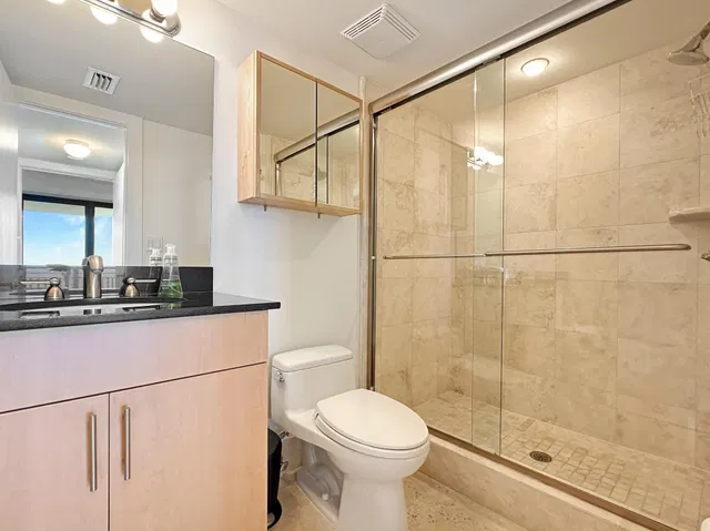 Tiara Singer Island Unit 22d photo 14