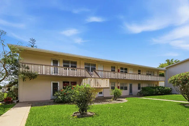 Residence photo 2