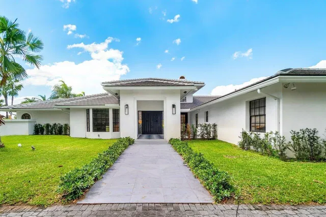 Residence photo 2