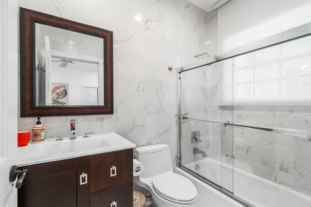 Residence photo 24