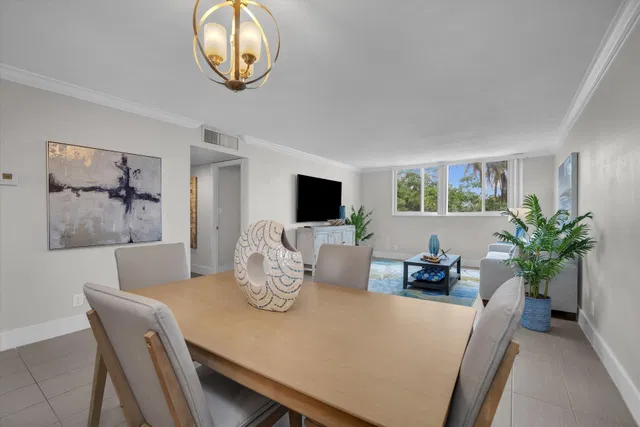 Boca Raton Riviera Unit 203 photo 8