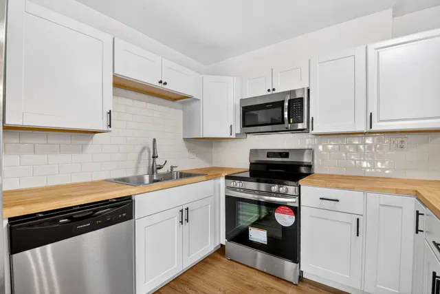 Residence photo 8