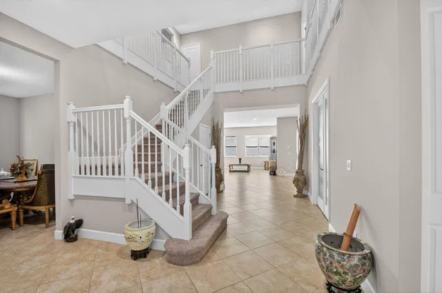 Residence photo 5