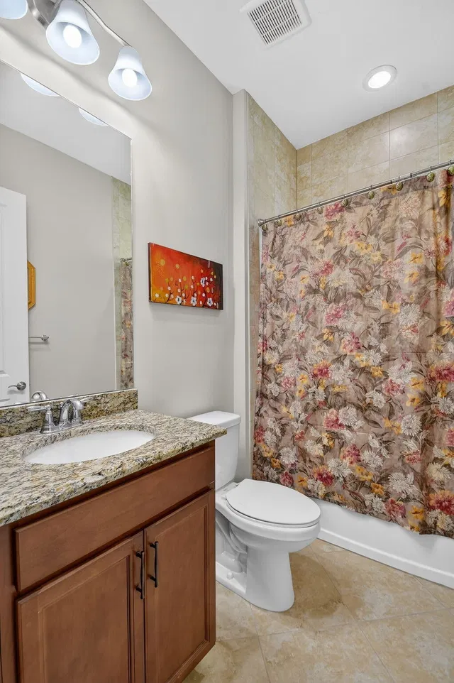 Residence photo 31