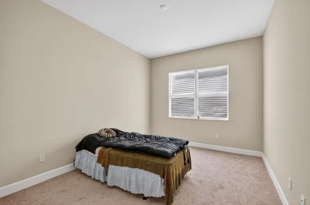 Residence photo 41
