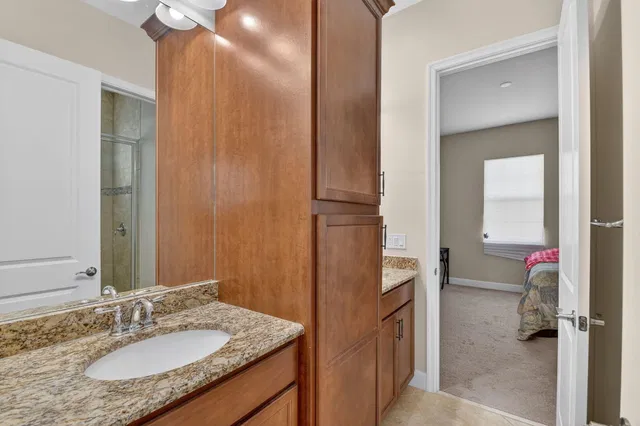 Residence photo 47
