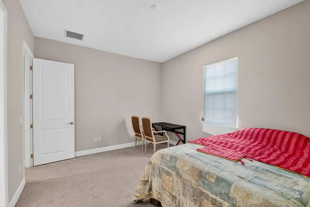 Residence photo 53