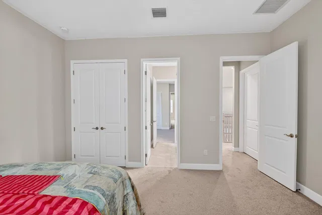 Residence photo 54