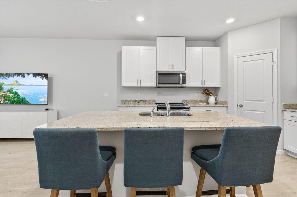 Residence photo 3