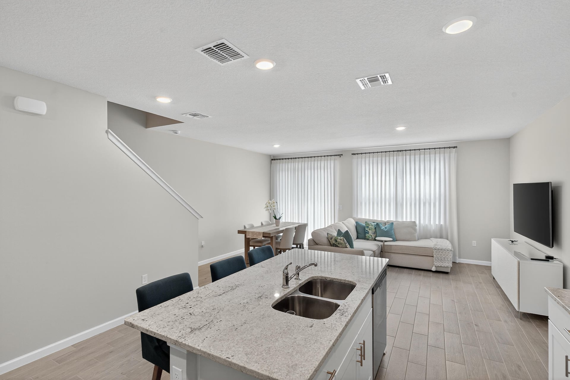 Residence photo 8