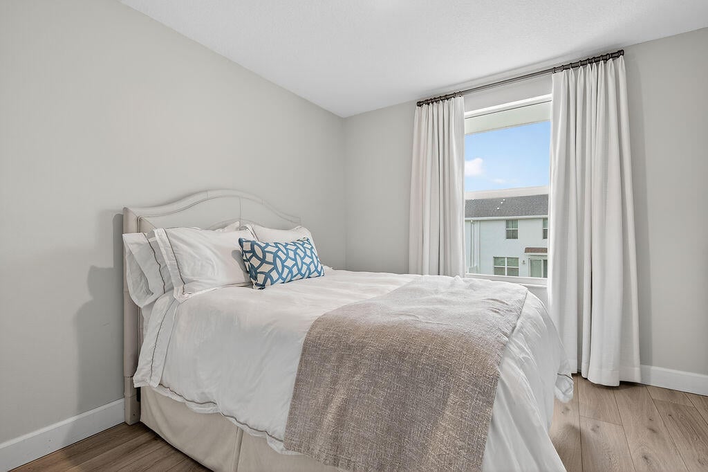 Residence photo 18