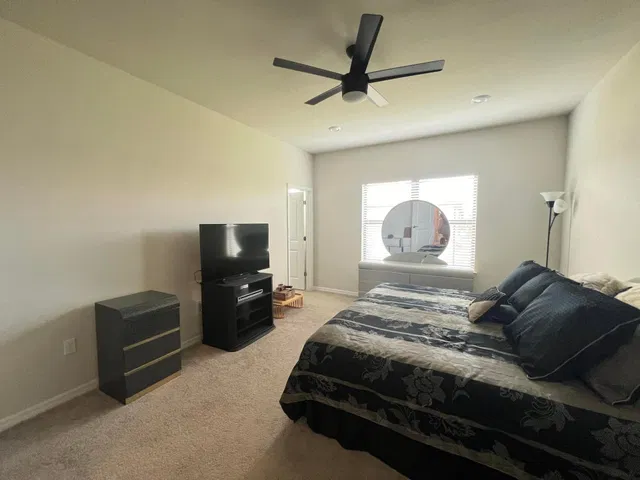Residence photo 6