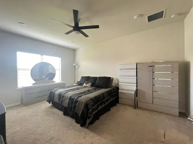 Residence photo 7