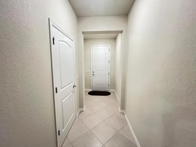 Residence photo 20