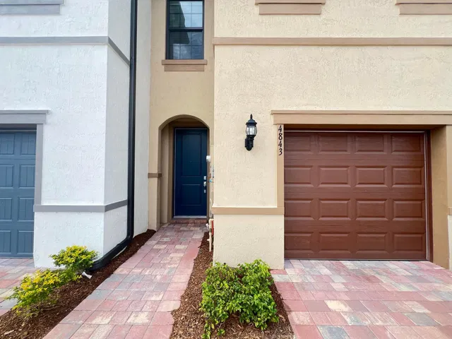 Residence photo 21