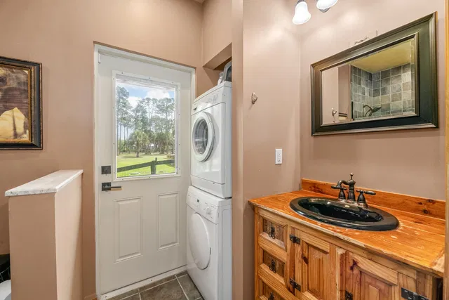 Residence photo 29