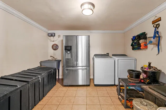 Residence photo 52