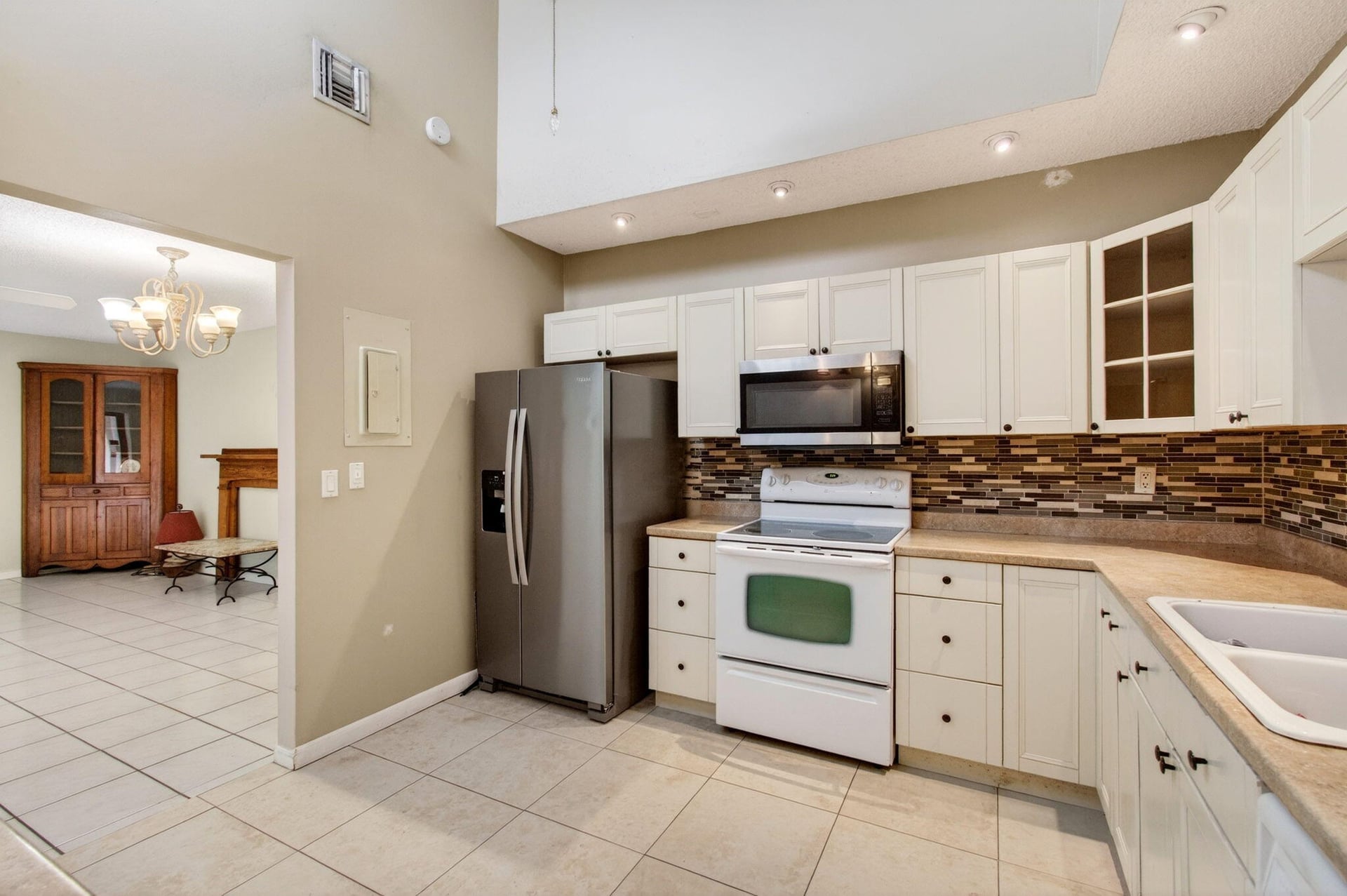  Unit C photo 6