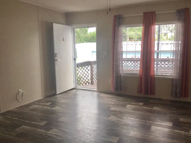 Unit 82 photo 2