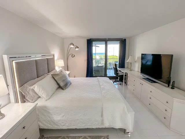 3420 S Ocean Unit 7o photo 11