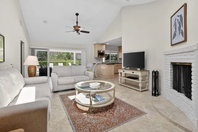 Mariner Sands Residence photo 12