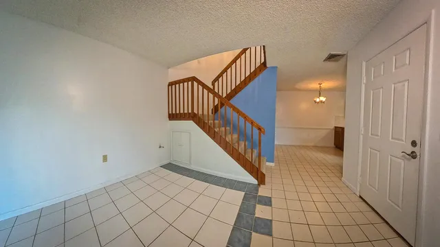  Unit 415 photo 17