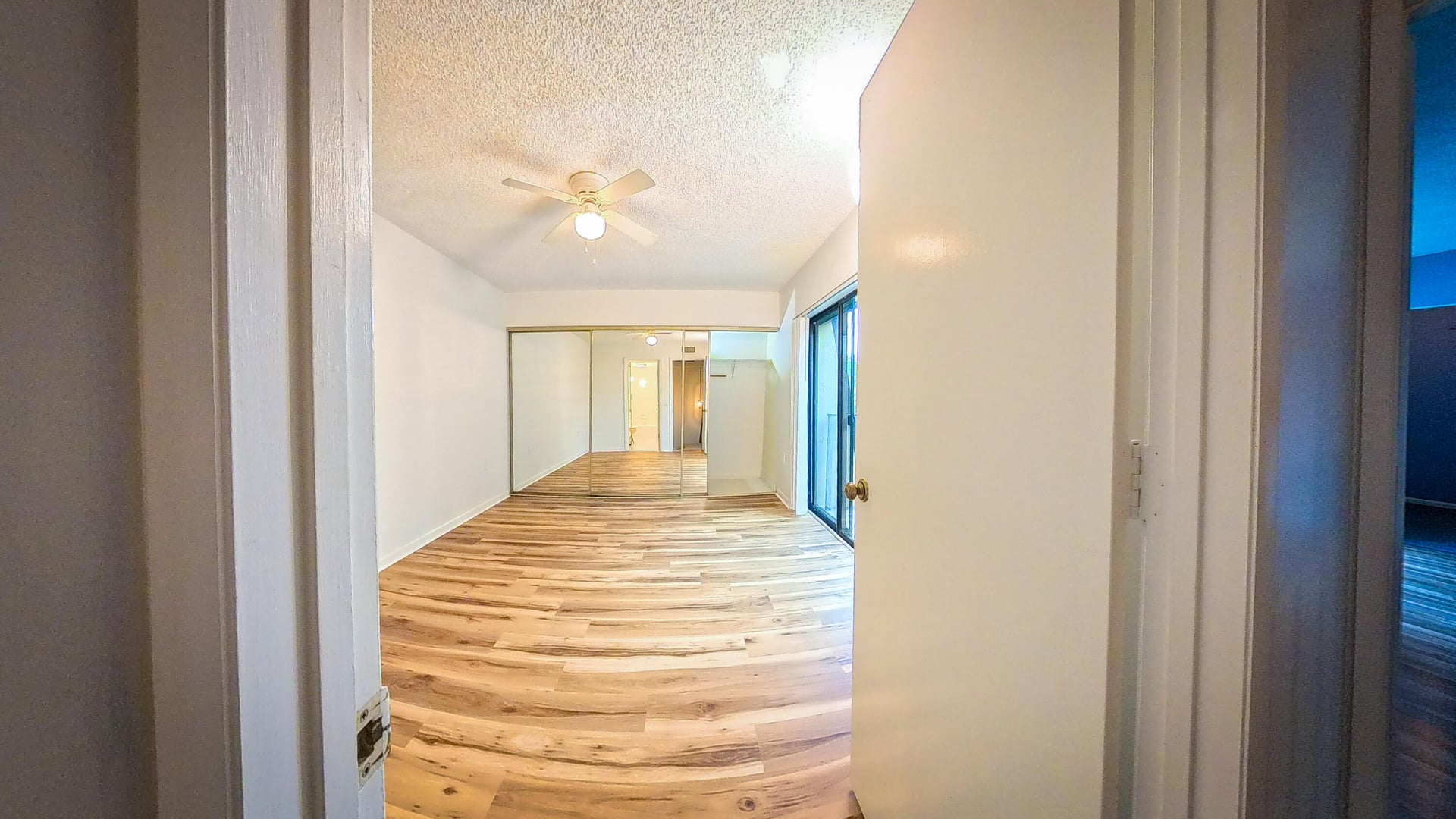  Unit 415 photo 23